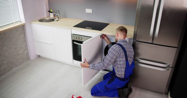 Broken Cabinet Repair in Pflugerville