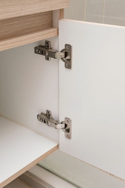 Cabinet Hardware Assembly in Pflugerville